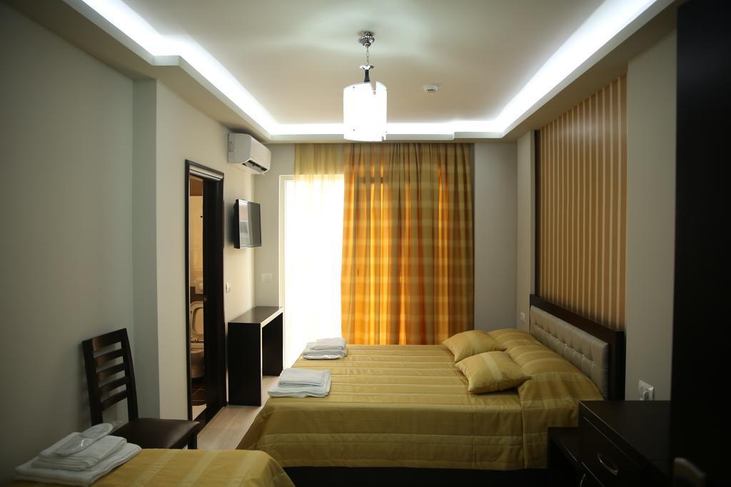Hotel Pogradeci Стая снимка