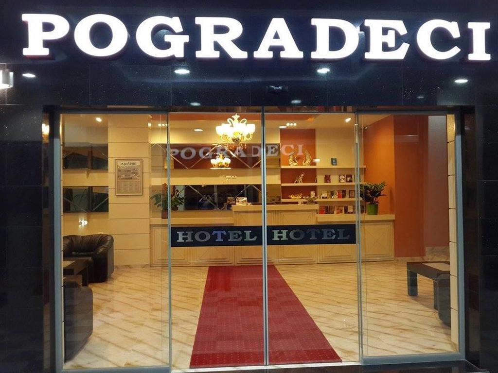 Hotel Pogradeci Екстериор снимка