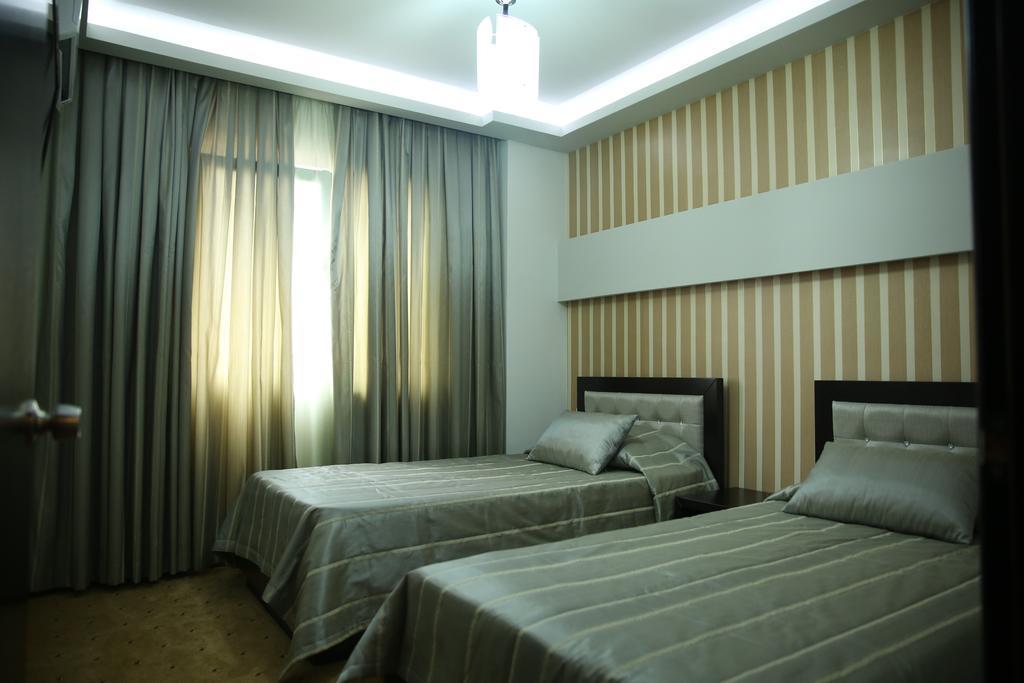 Hotel Pogradeci Стая снимка