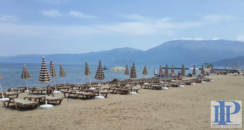 Hotel Pogradeci Екстериор снимка