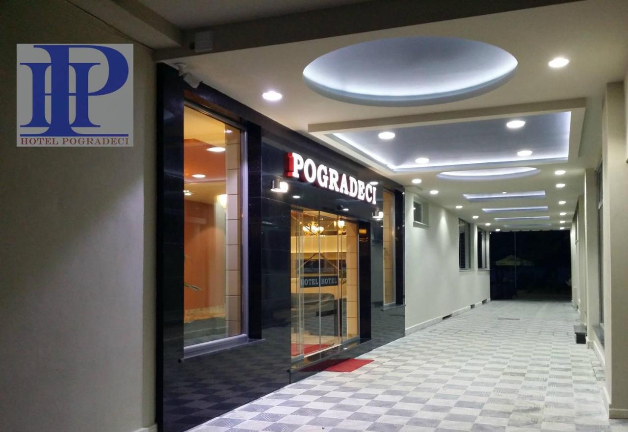 Hotel Pogradeci Екстериор снимка