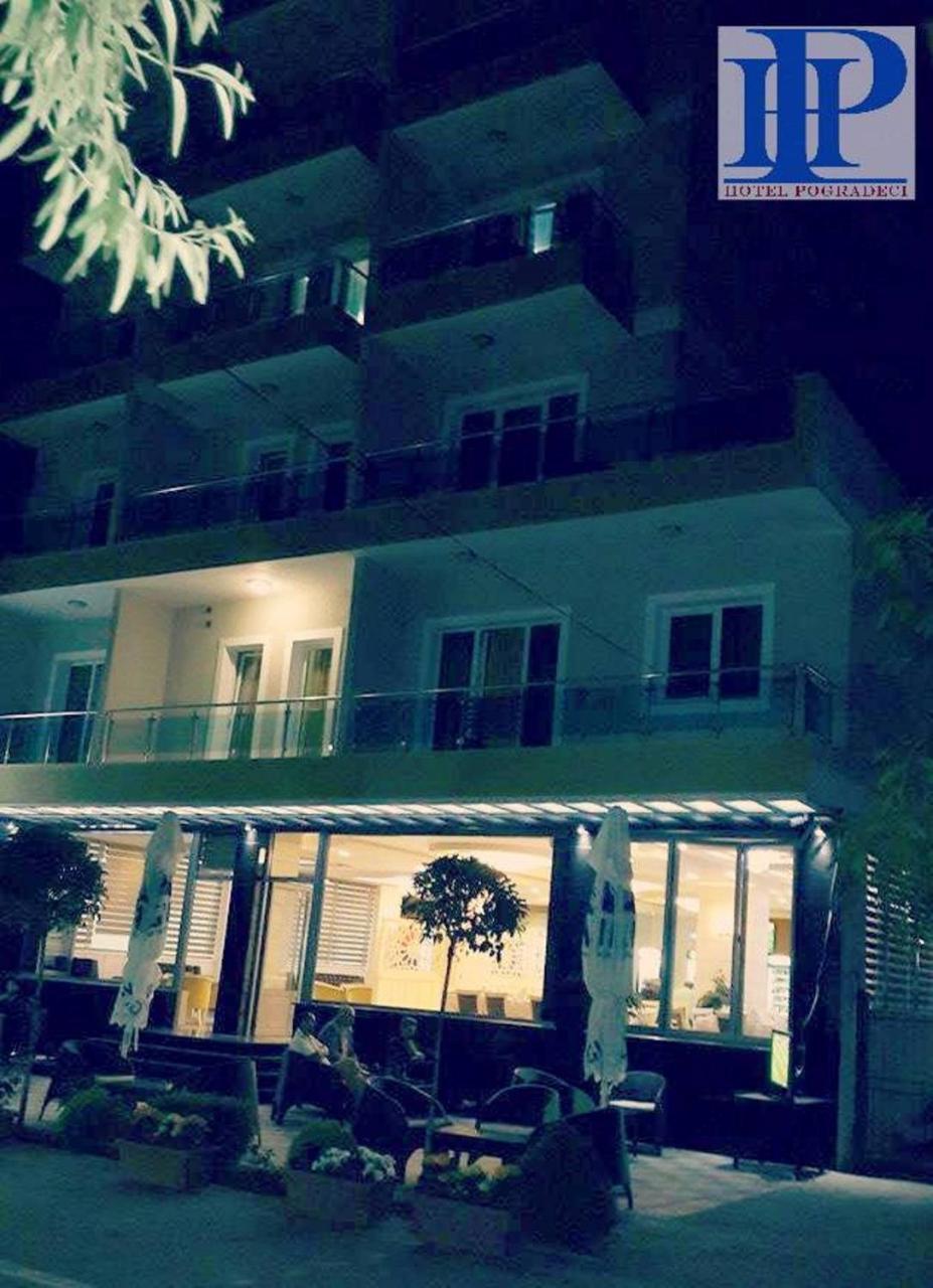 Hotel Pogradeci Екстериор снимка
